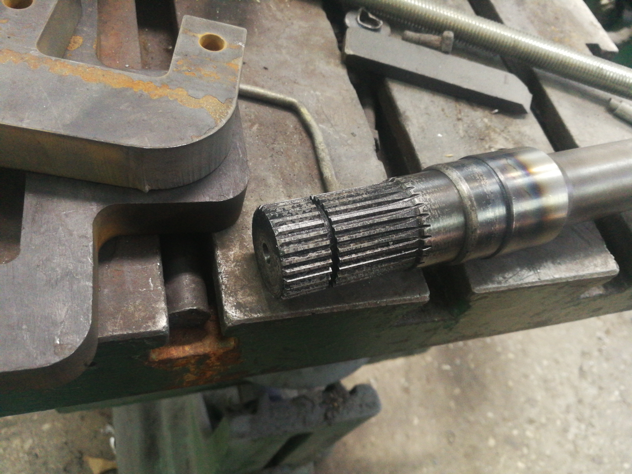 Правый промвал для Dodge Ram 1500 12+