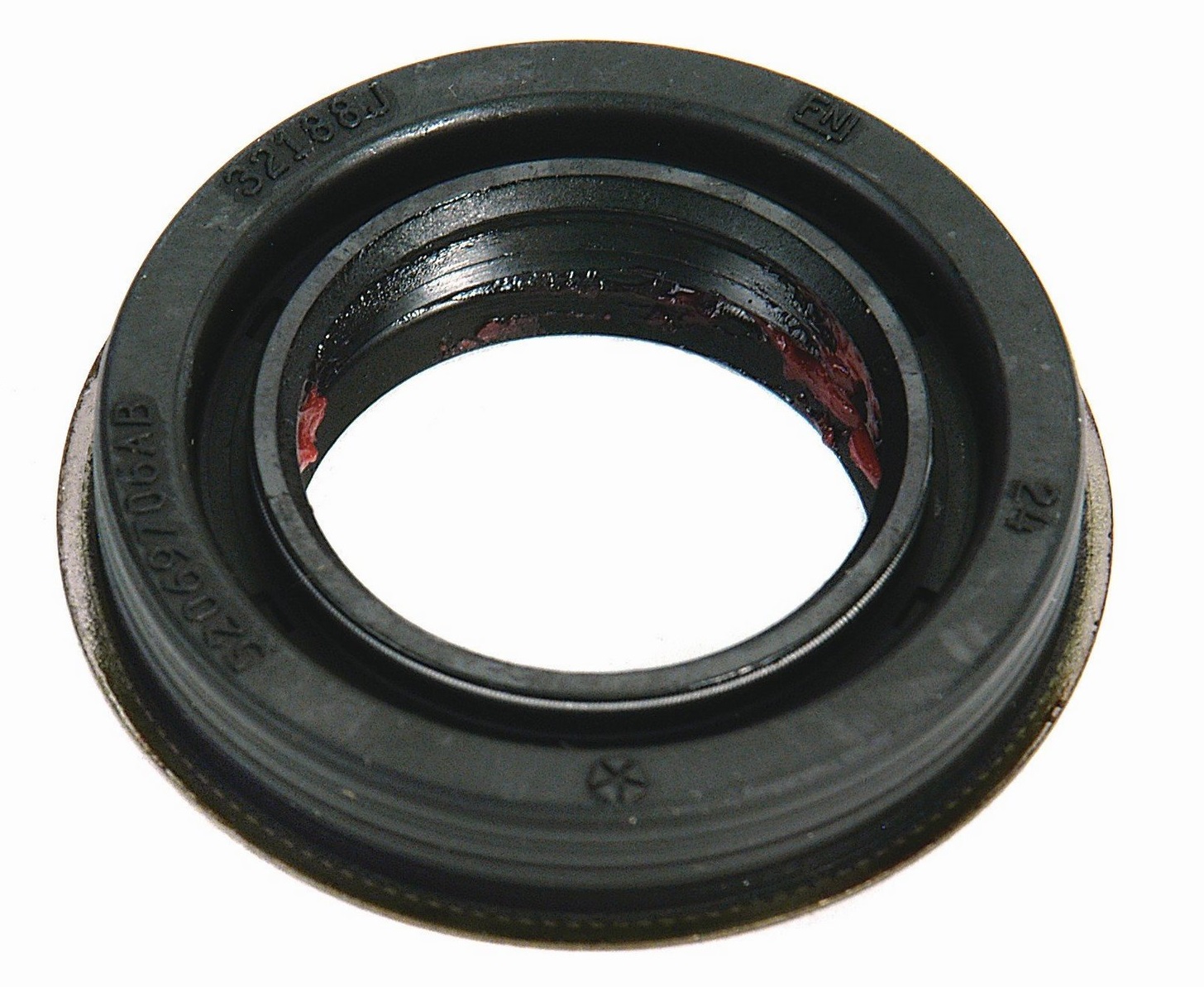 Сальник левого переднего привода Dodge Ram 1500