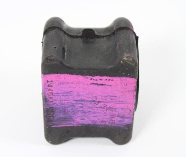 Втулка переднего стабилизатора Dodge Ram 1500 19+